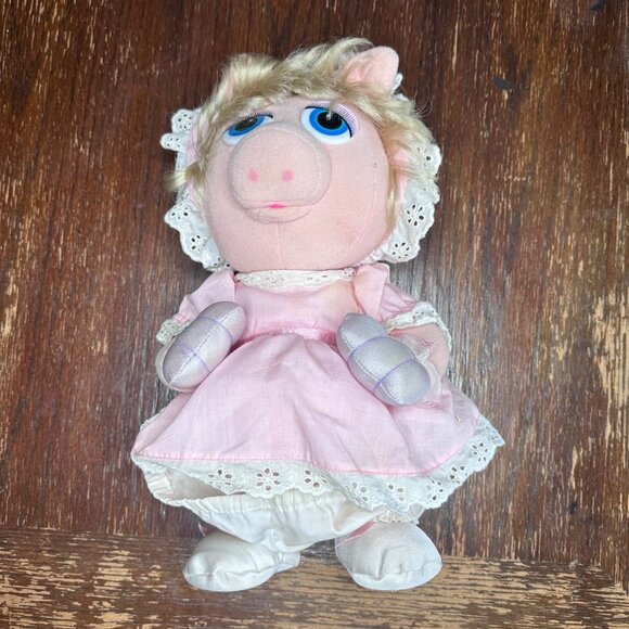 Vintage 1987 Worlds Of Wonder Baby Miss Piggy Little Boppers Plush Doll Pink Dre - Picture 1 of 16